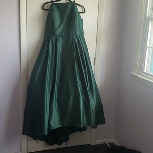 Betsy & Adam hi-lo formal dress size 22